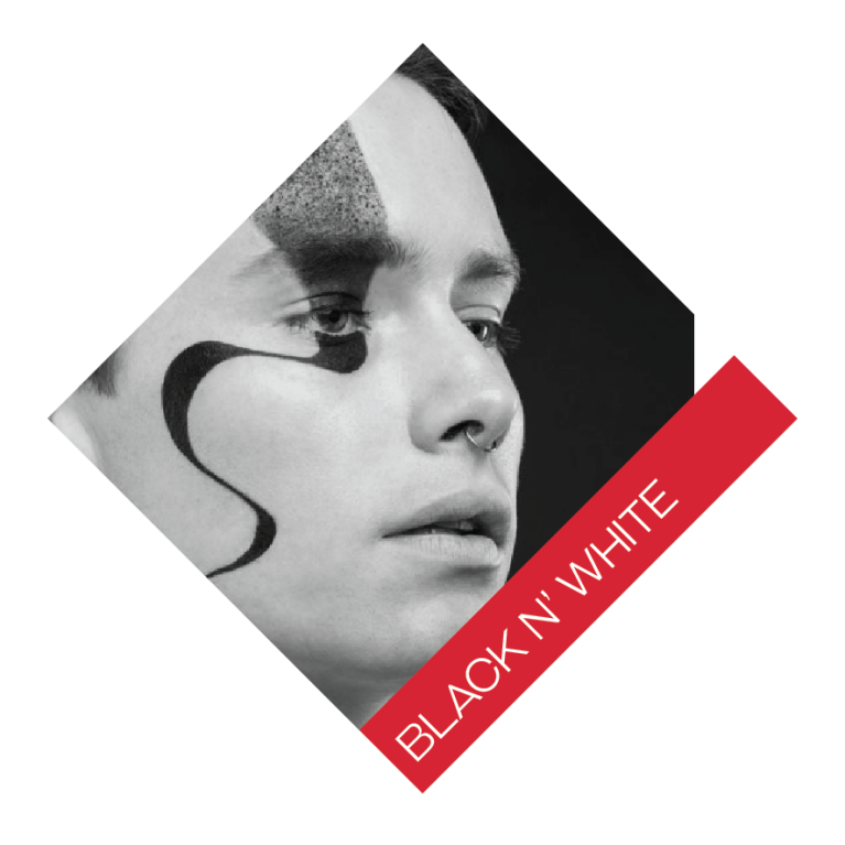 Shelley // Nahara // Paul // Mélodie //
Photographe : Pieter De Smedt Jans / Roberto d'Ambrioso / Damien Mohn - 2016 / 2017
- Bruxelles - Paris